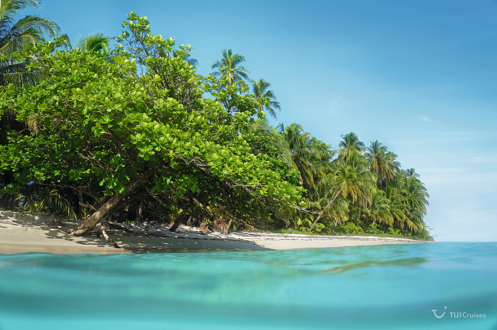 Sandstrand bei Puerto Limón, Costa Rica