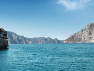 Mein Schiff Destination: Fjordlandschaft bei Khasab im Oman