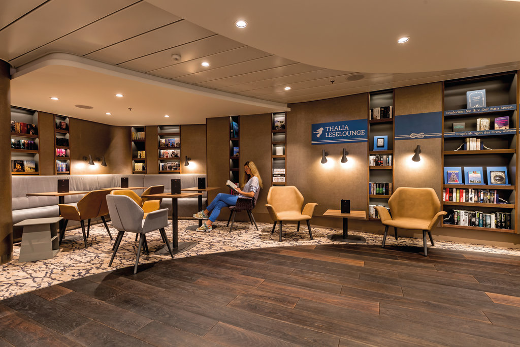 Die Thalia Leselounge auf der Mein Schiff 5