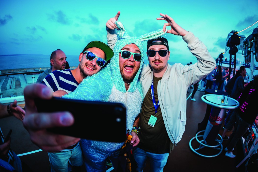 Selfie mit Robin Schulz auf der World Club Cruise