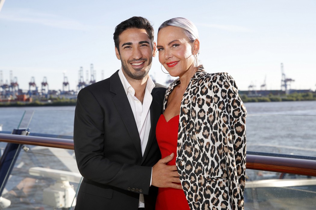 Natascha Ochsenknecht und Freund Umut Kekili bei der Taufe der Mein Schiff 6 Foto: Franziska Krug/Getty Images for TUI Cruises