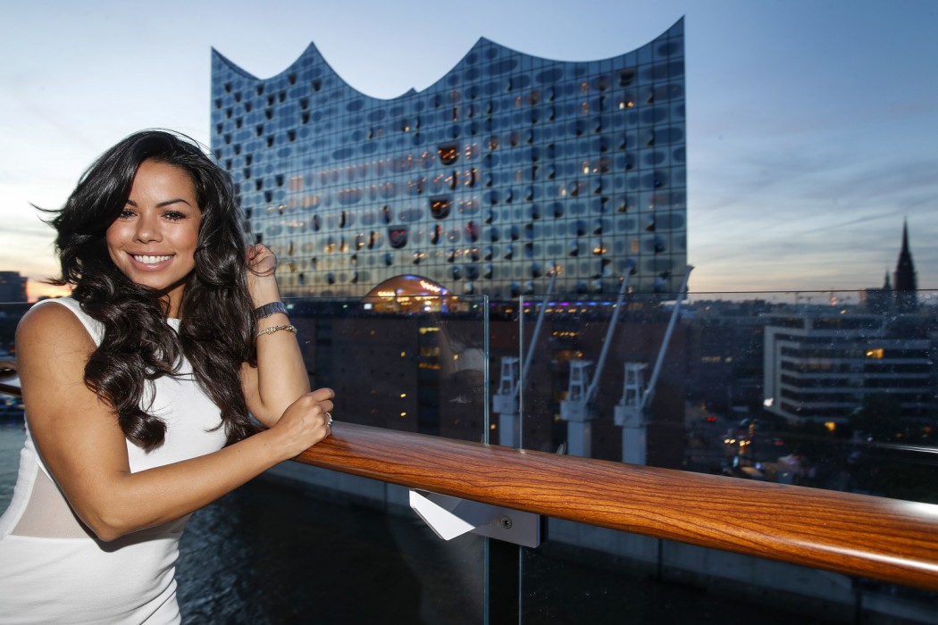 Fernanda Brandao bei der Taufe der Mein Schiff 6