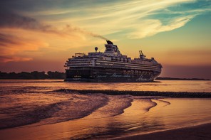 Eines der Motive des Mein Schiff Kalenders 2018