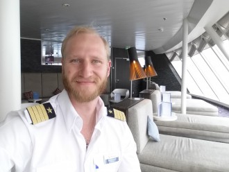 Mein Schiff Kapitän Sebastian Naneder