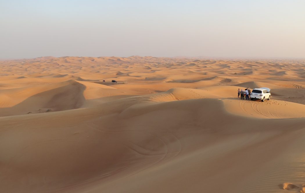 Jeep-Tour in die Wüste Dubais mit der Mein Schiff Flotte