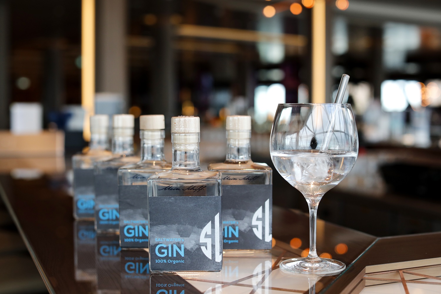 Die Editionsflaschen des Mein Schiff Gins (Photo by Franziska Krug/Getty Images for TUI Cruises)