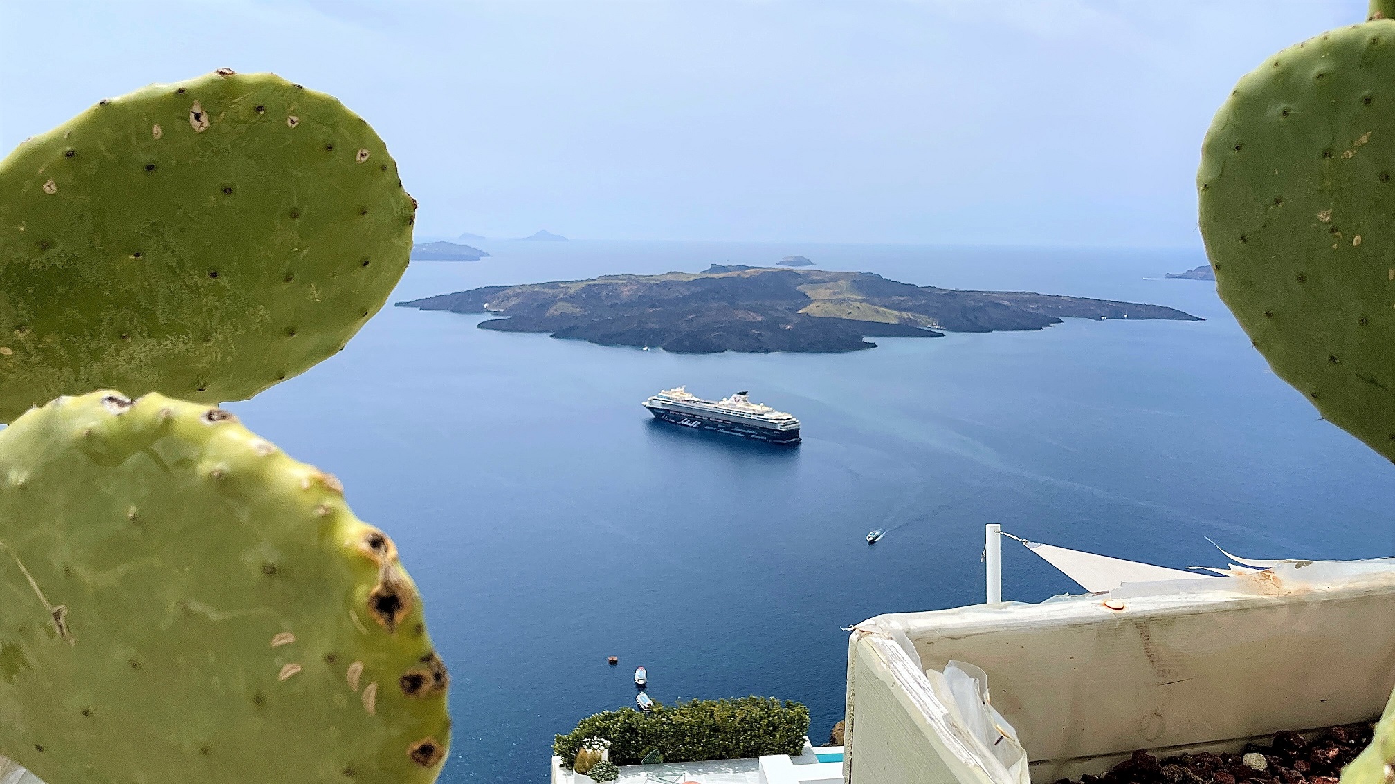 Mein Schiff Herz in Santorin