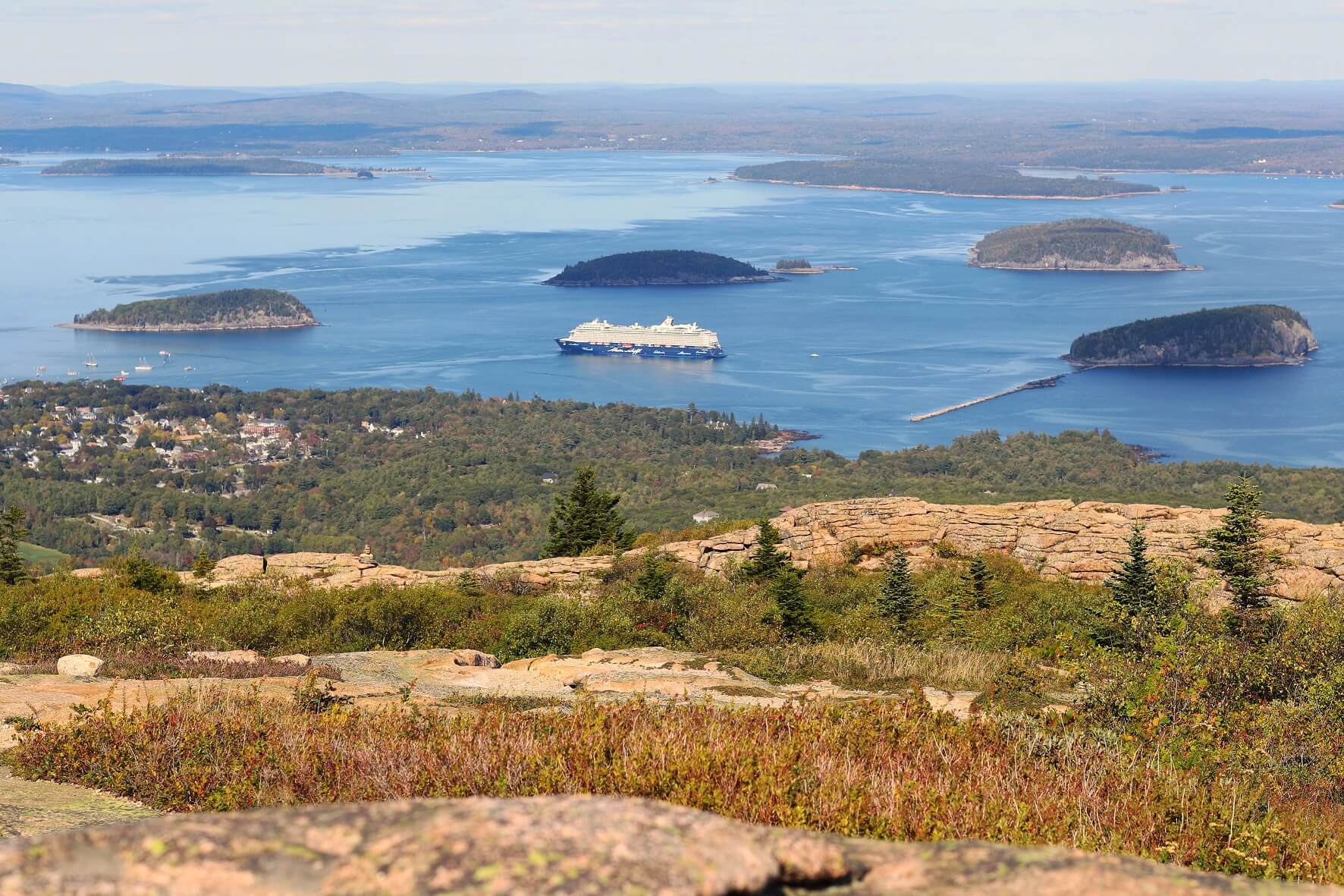 Mein Schiff 1 auf Nordamerika Kreuzfahrt mit Halifax, Neuengland Kanada