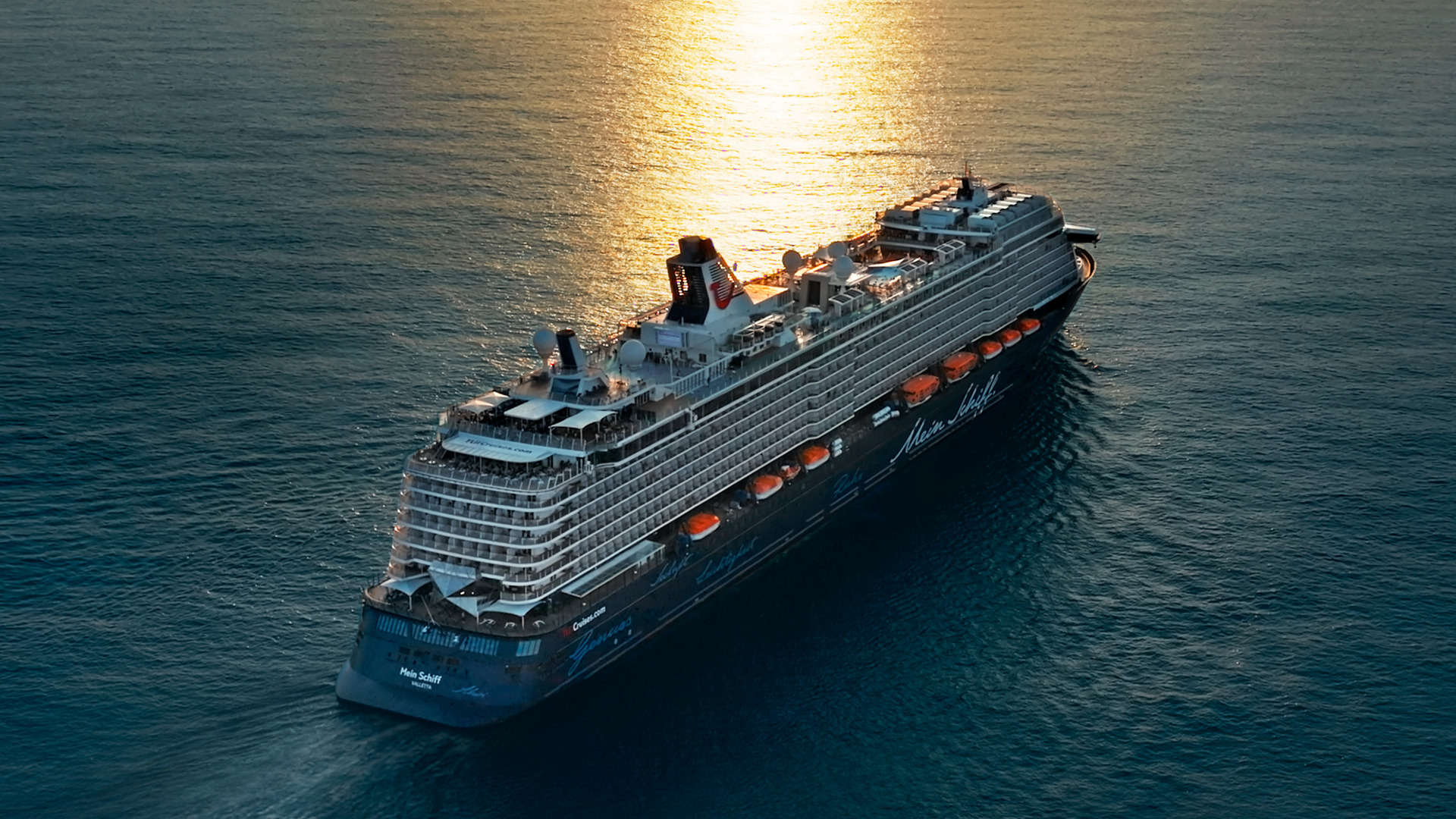 Океанский лайнер Mein Schiff