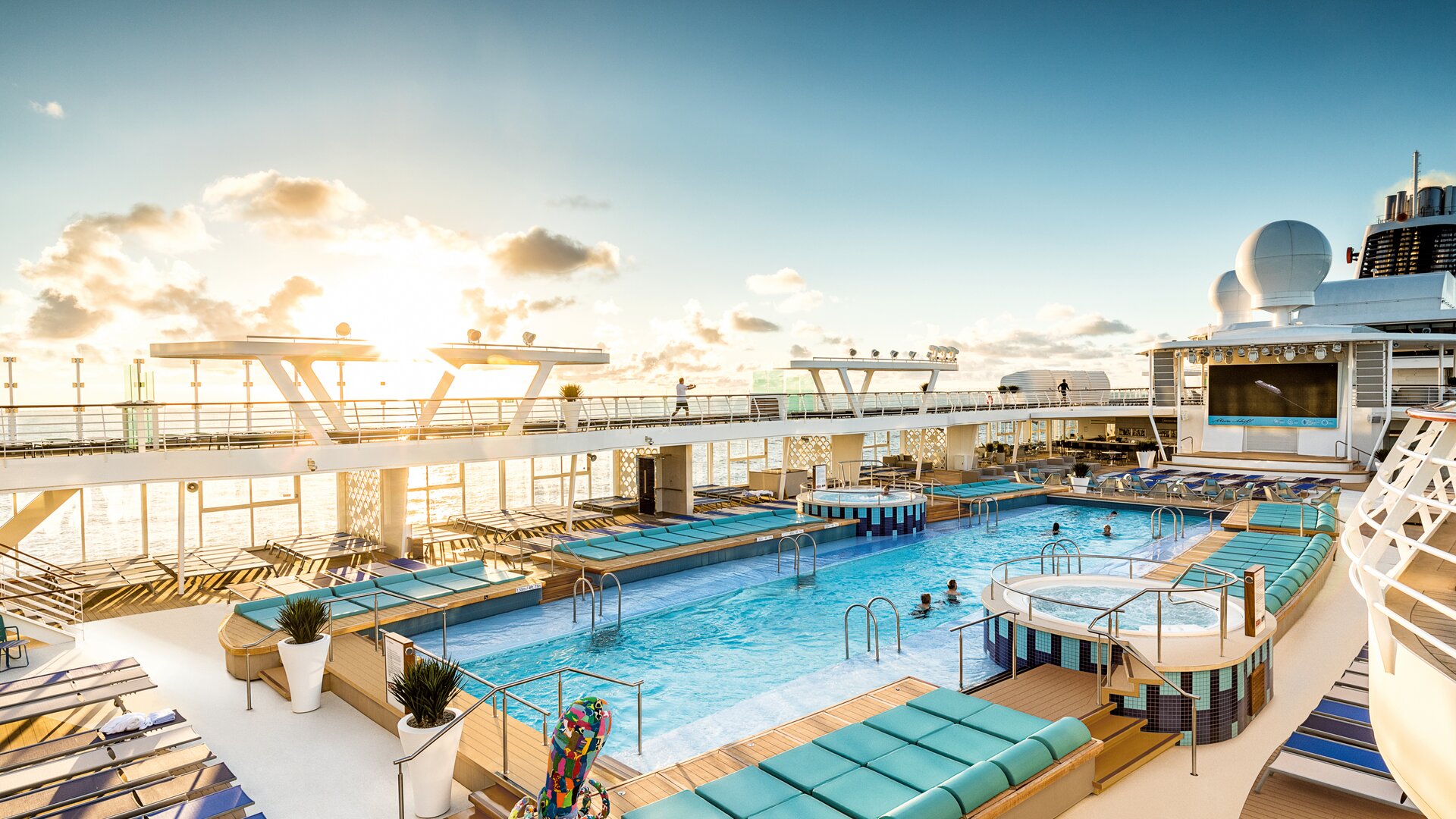 Wie lang ist der Pool auf mein Schiff 6?