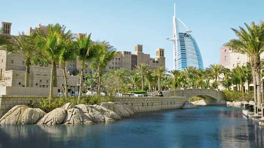 Doha mit Abu Dhabi